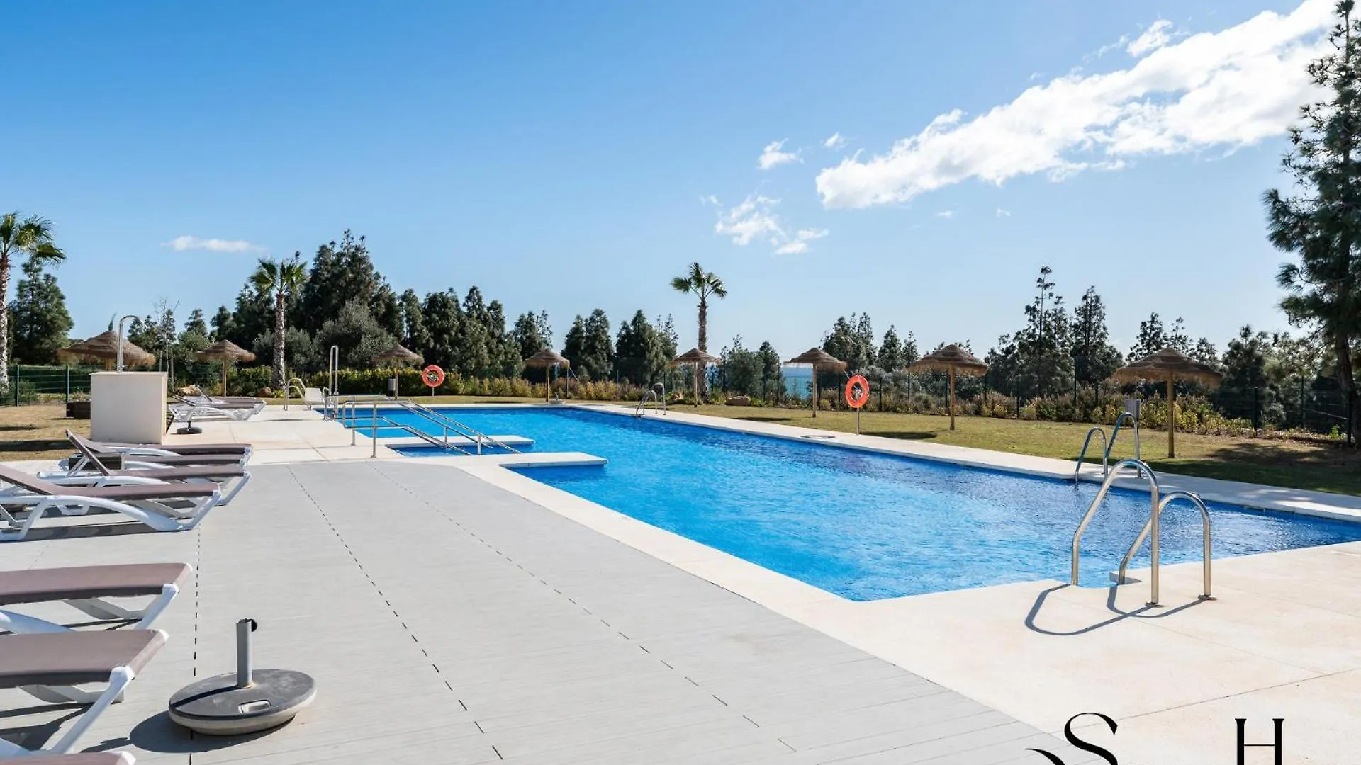 Luxury 2 Bedroom Apartment, Pools, Sauna, Gym & More MIJAS COSTA 0*,