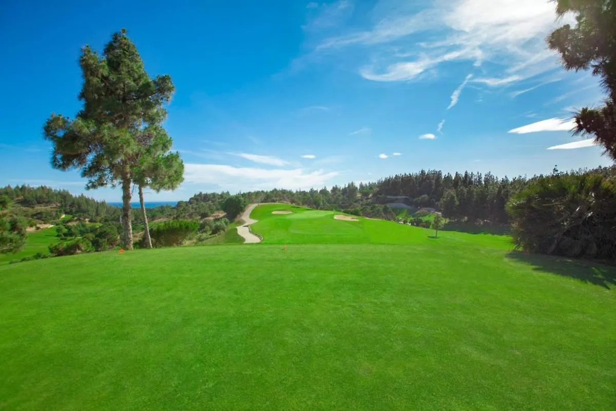Luxury 2 Bedroom Apartment, Pools, Sauna, Gym & More MIJAS COSTA 0*,  İspanya