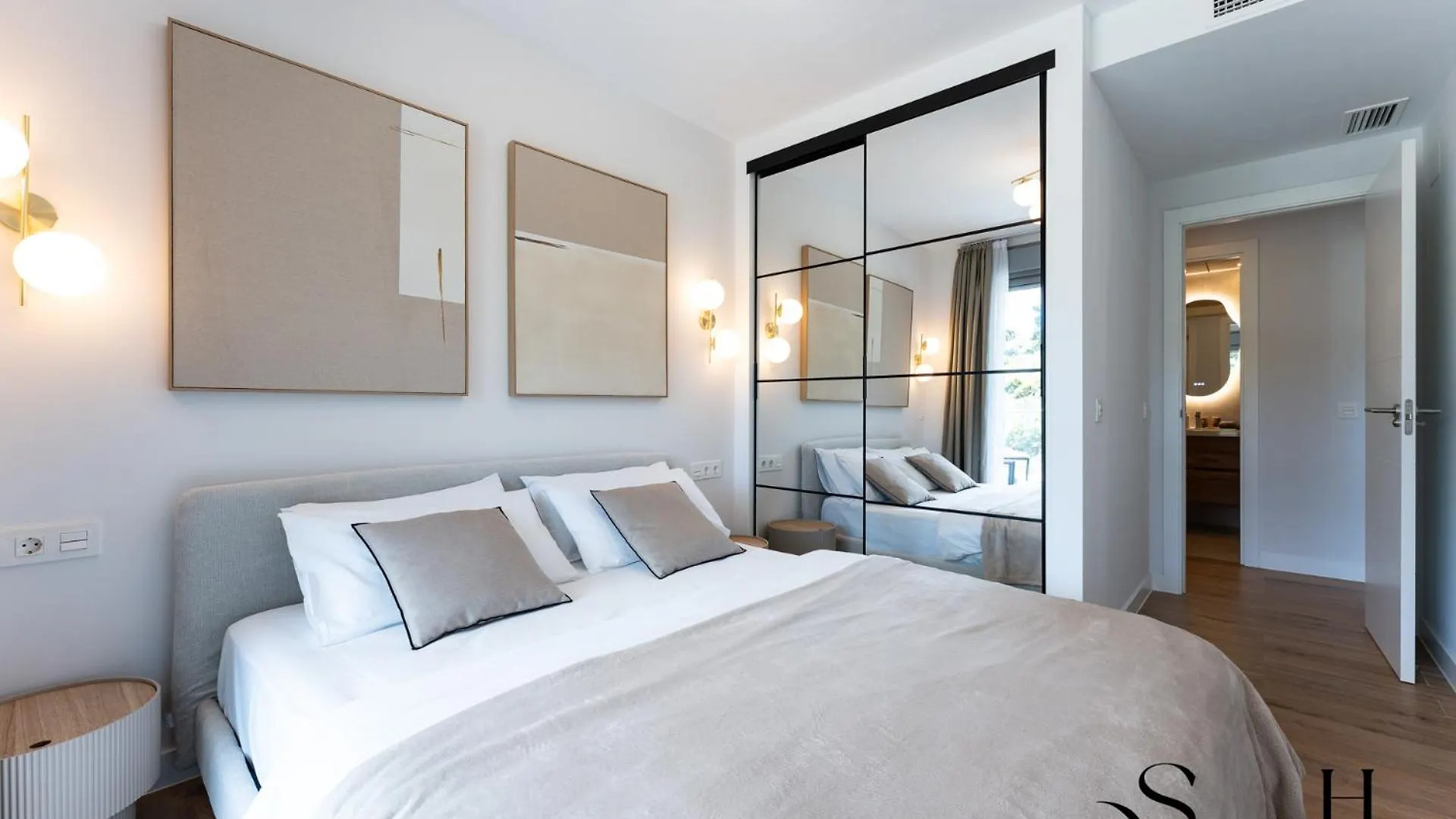 Luxury 2 Bedroom Apartment, Pools, Sauna, Gym & More MIJAS COSTA Daire